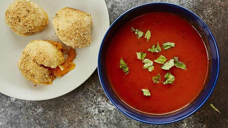 Progresso Tomato Basil Soup, Grilled Cheese Pull Aparts