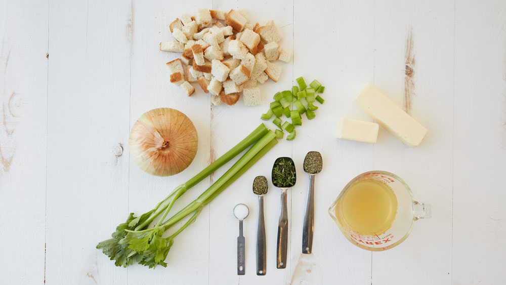 Bread cubes, onion, celery butter, chicken broth, seasonings