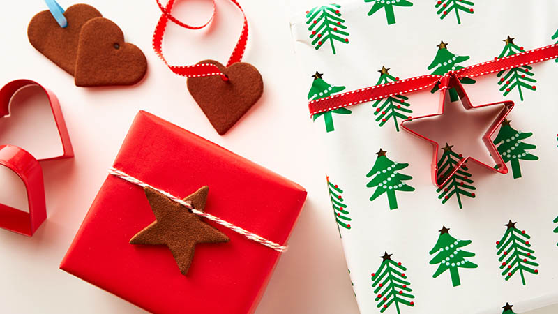 4 Easy Gift Topper Ideas - Gift Wrapping Love