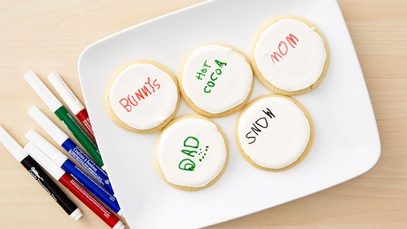 Frosted cookies with writing 