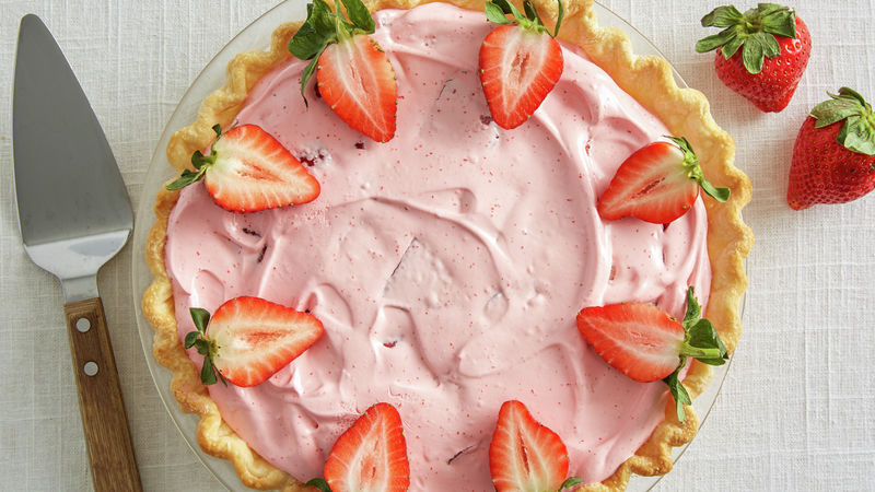 strawberry-fluff-pie